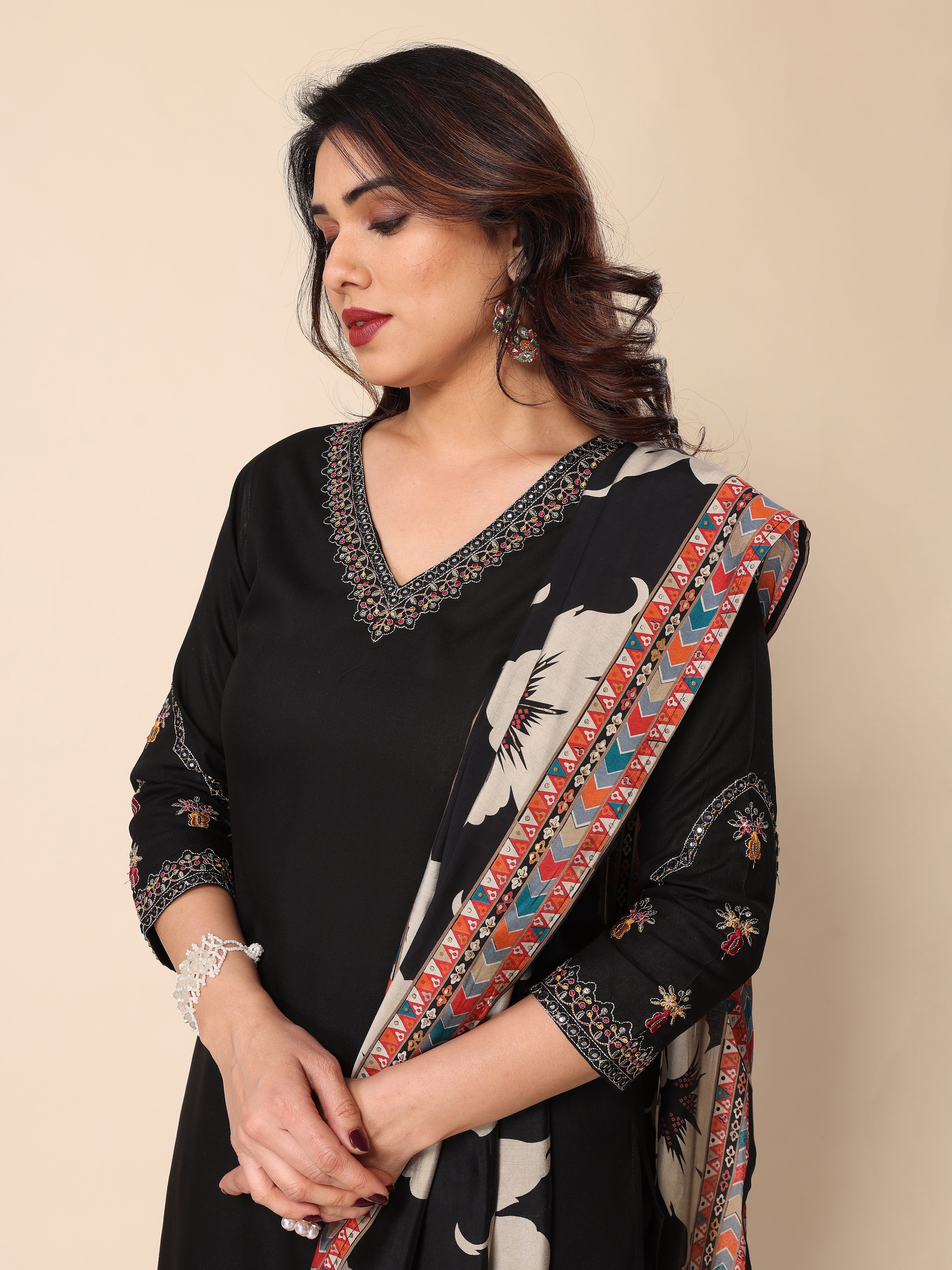 Black Zari Embroidery Cotton Kurta Pant Set with Dupatta – Sophisticated & Comfortable