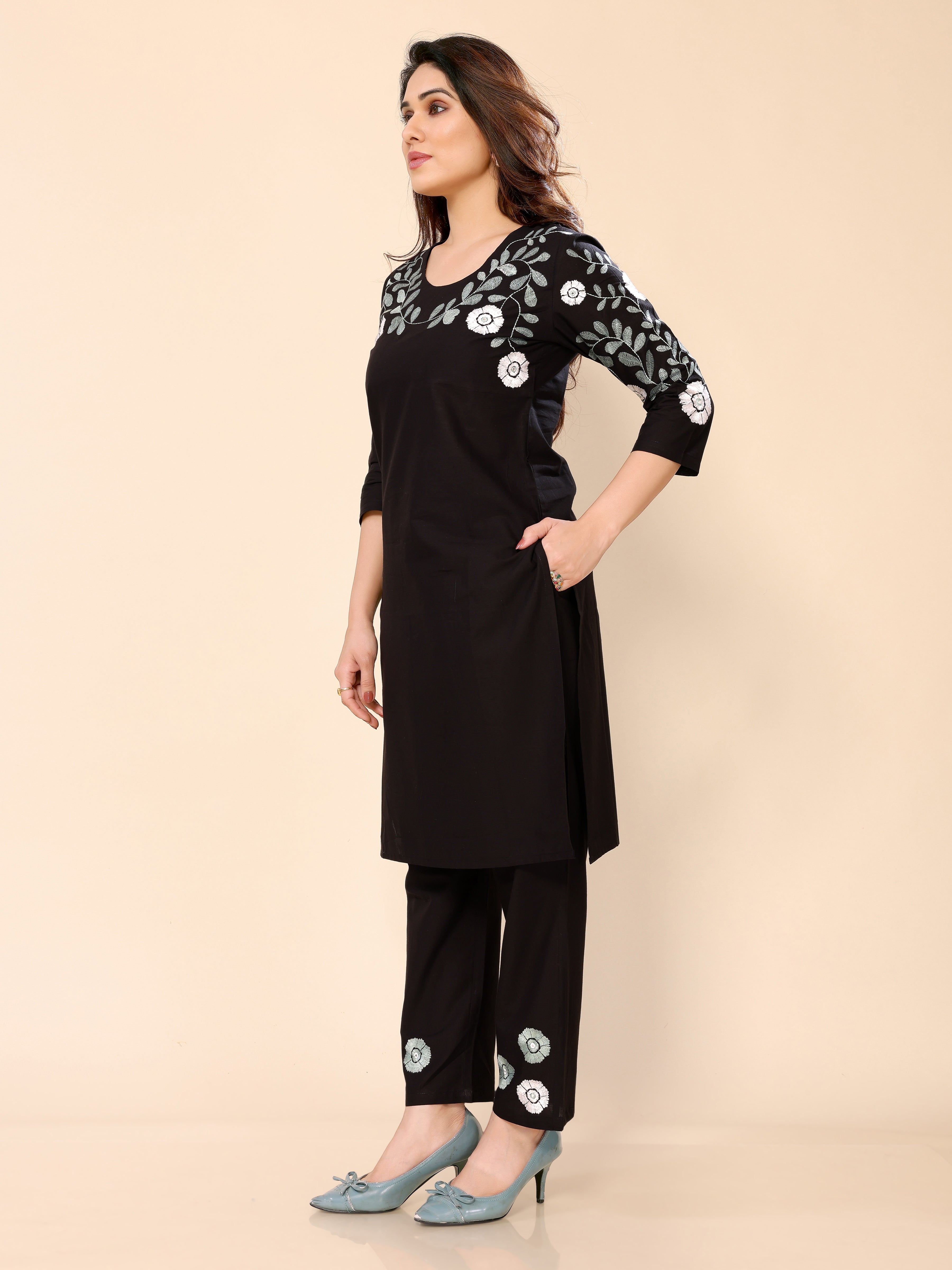 Women Floral Embroidered Thread Work Black Cotton Kurta with Trousers