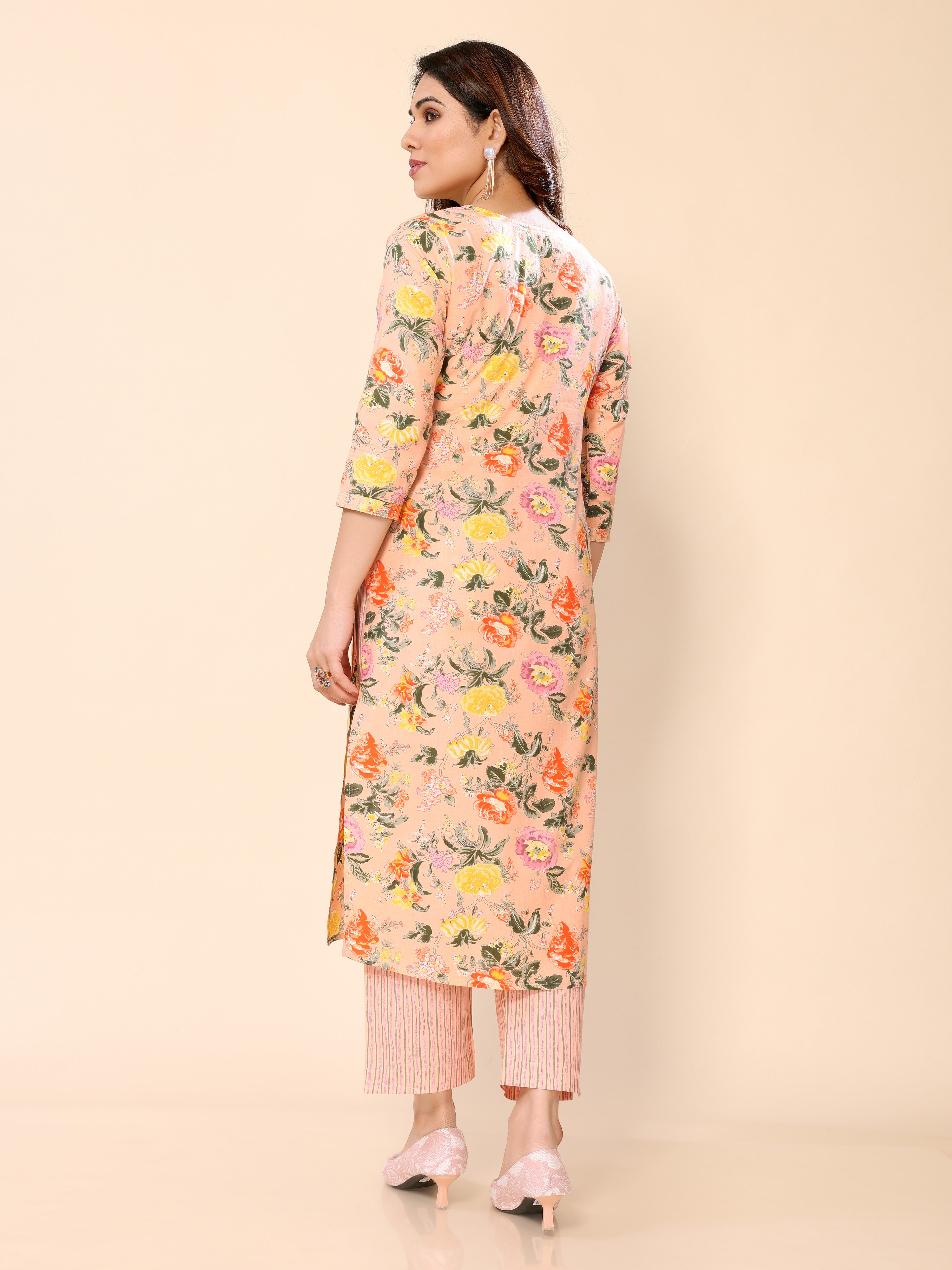 Peach Regular Fit Floral Printed Cotton Straight Kurti with Pant