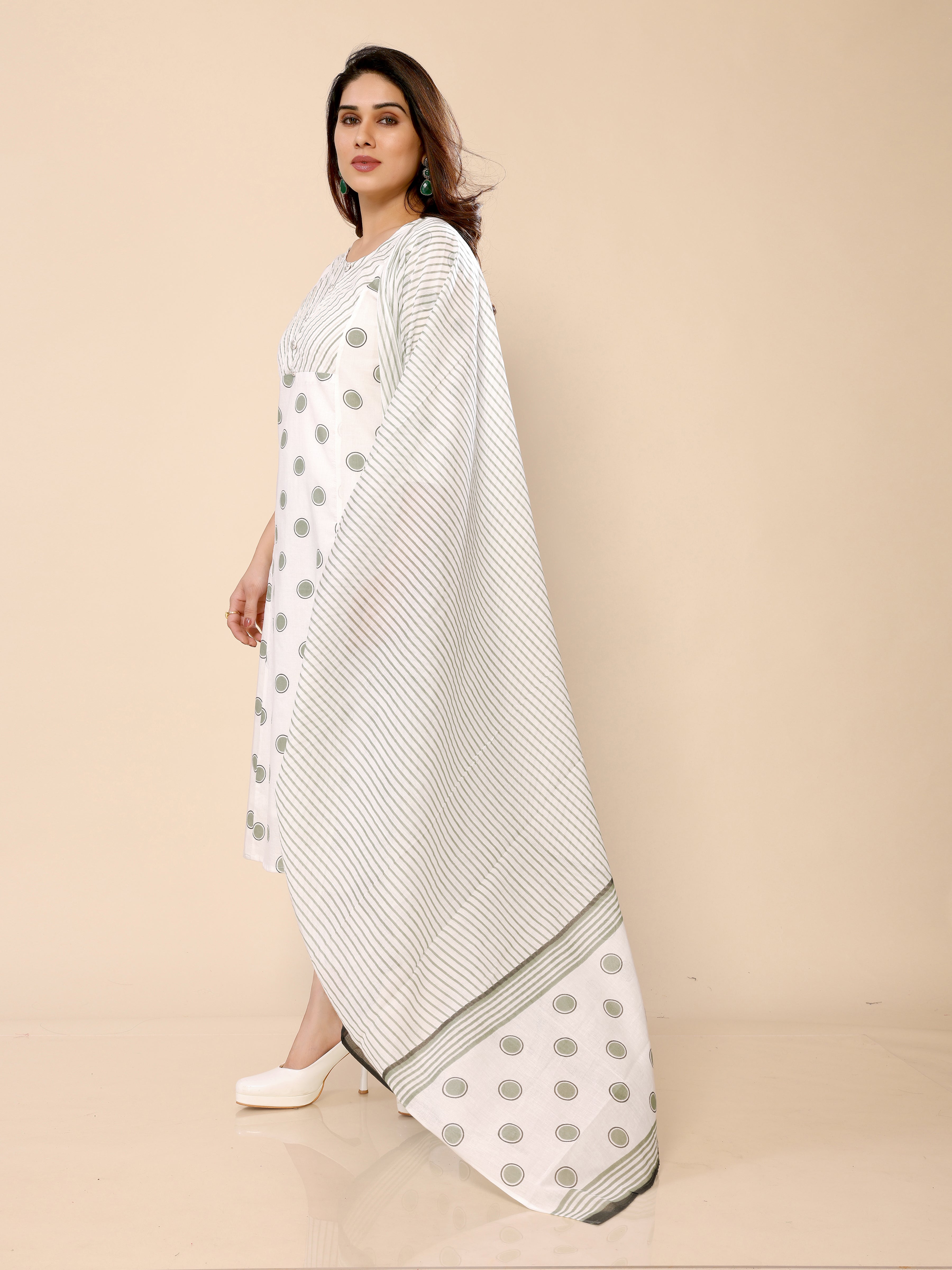 White Polka Stripes Printed Kurta Pant & Dupatta Set