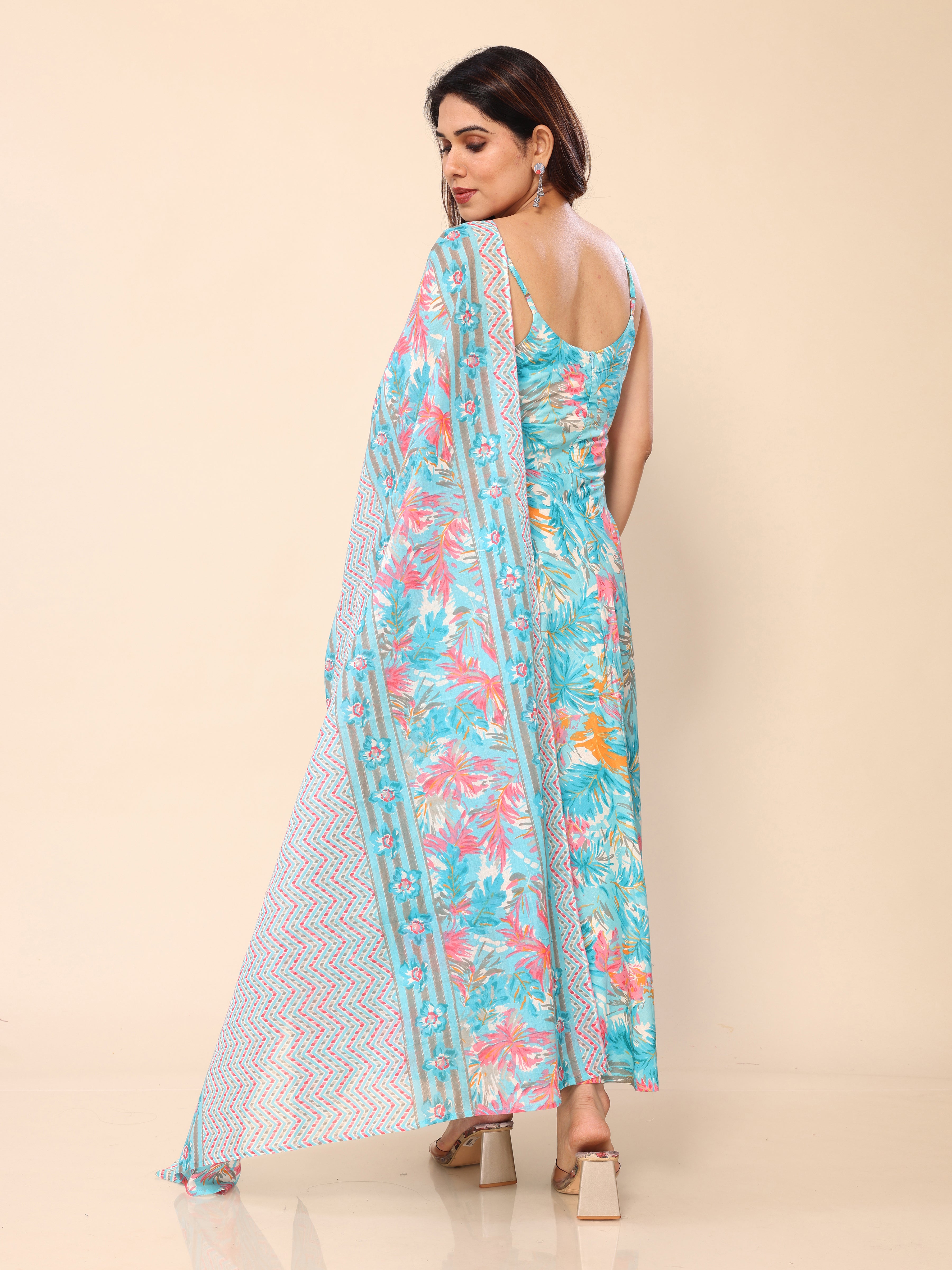 Blue Floral Printed Flared Sleeveless Kurta Pant & Dupatta Set