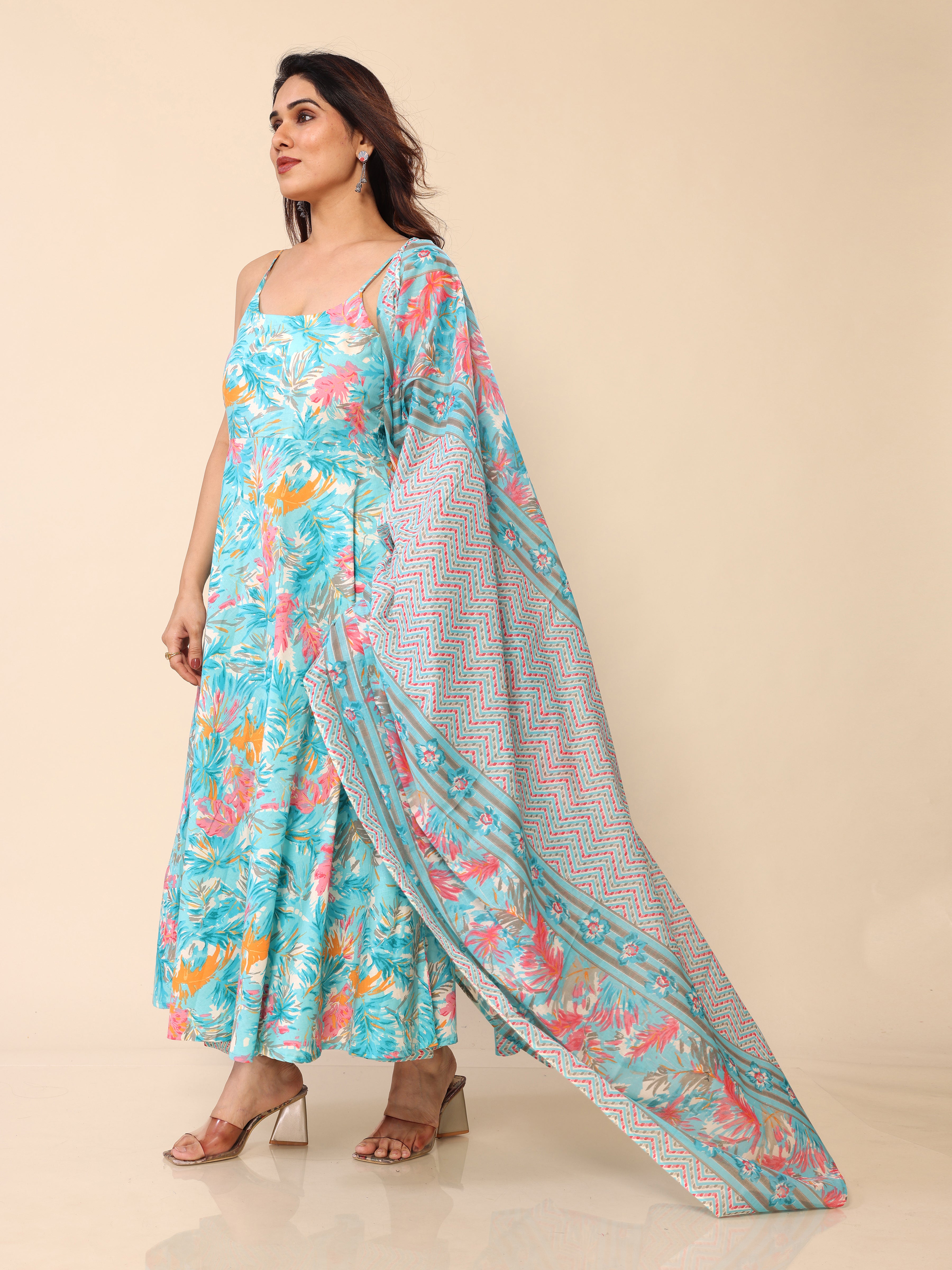 Blue Floral Printed Flared Sleeveless Kurta Pant & Dupatta Set