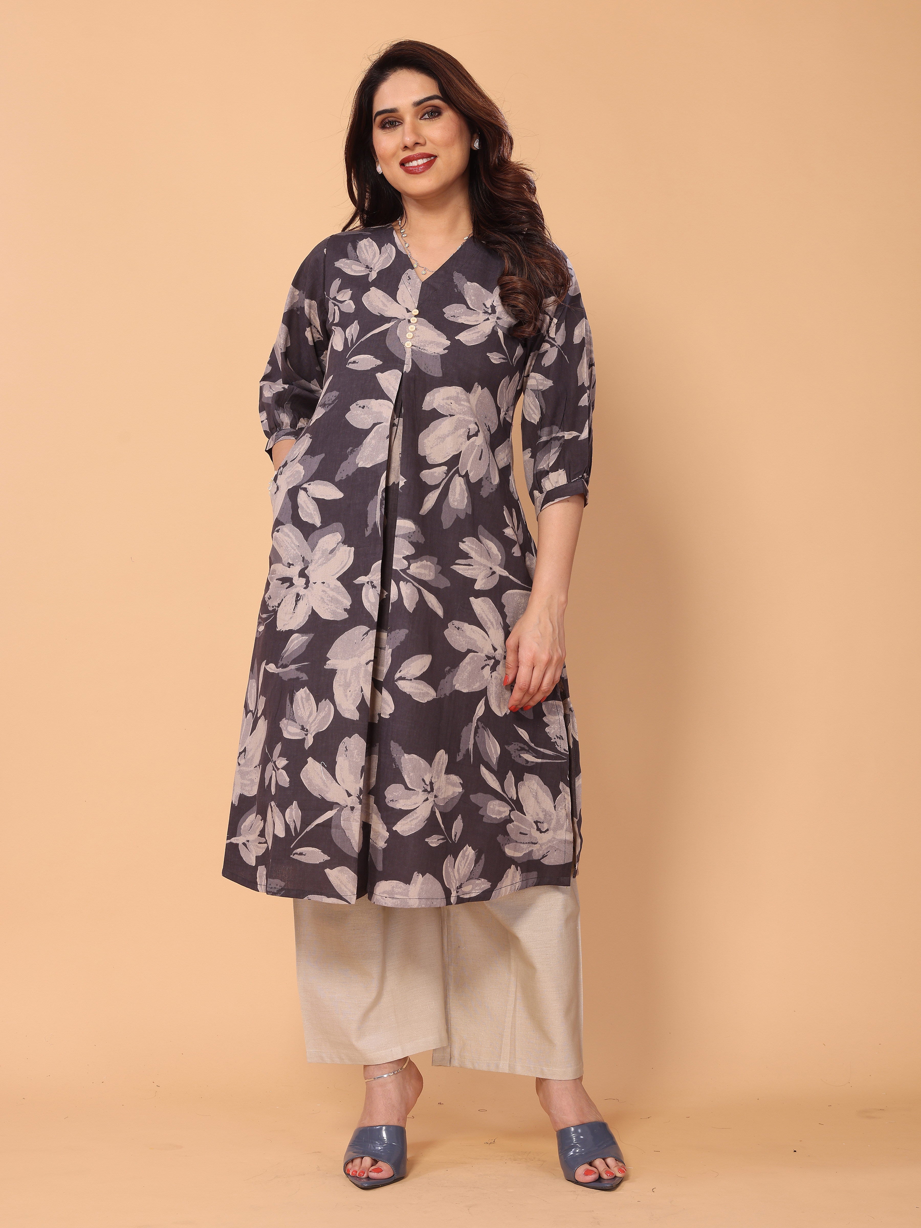 Modern Floral Print Kurta & Palazzo Set in Black/Grey