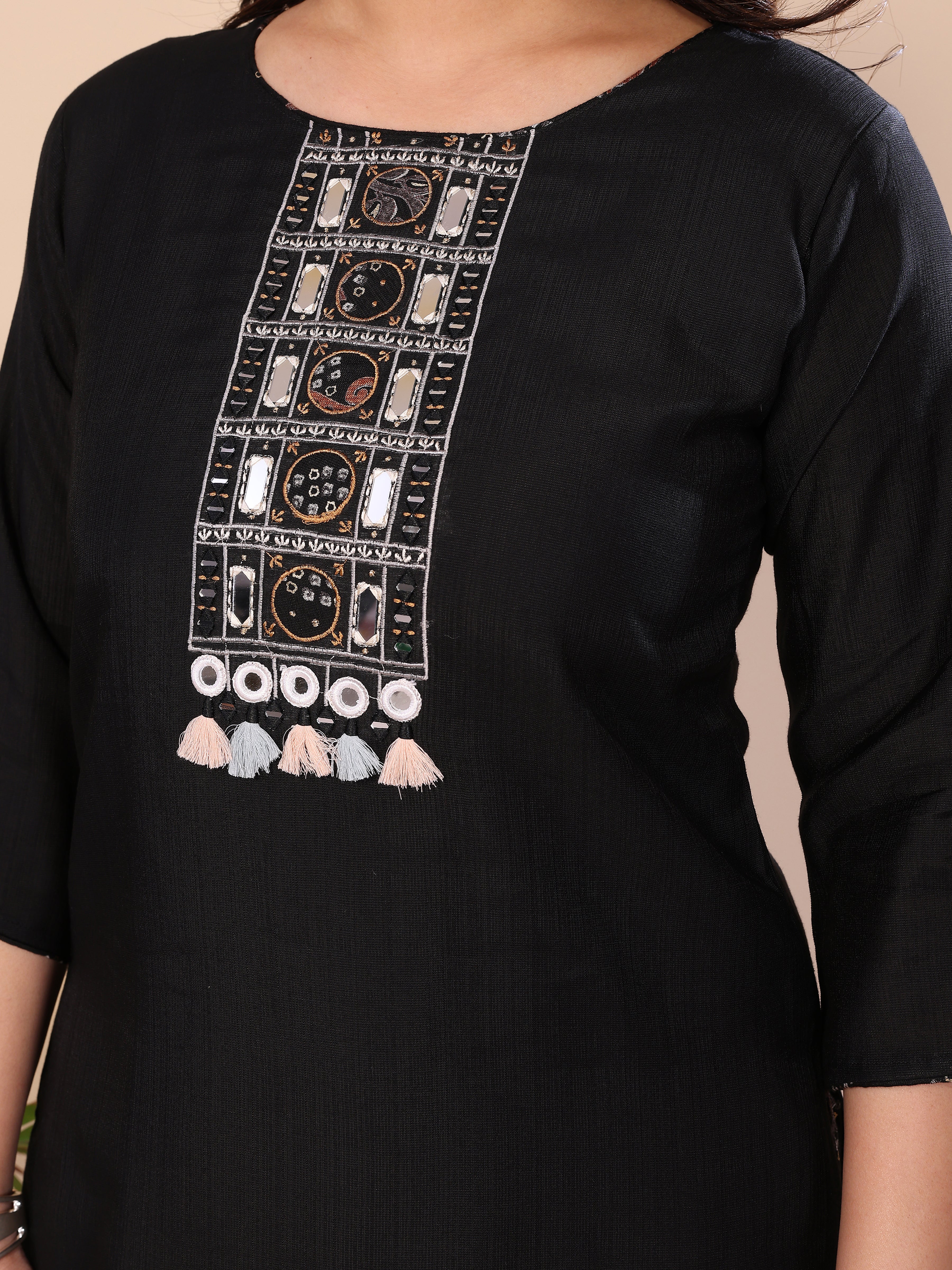 KURTA SUIT WITH ORGANZA DUPATTA
