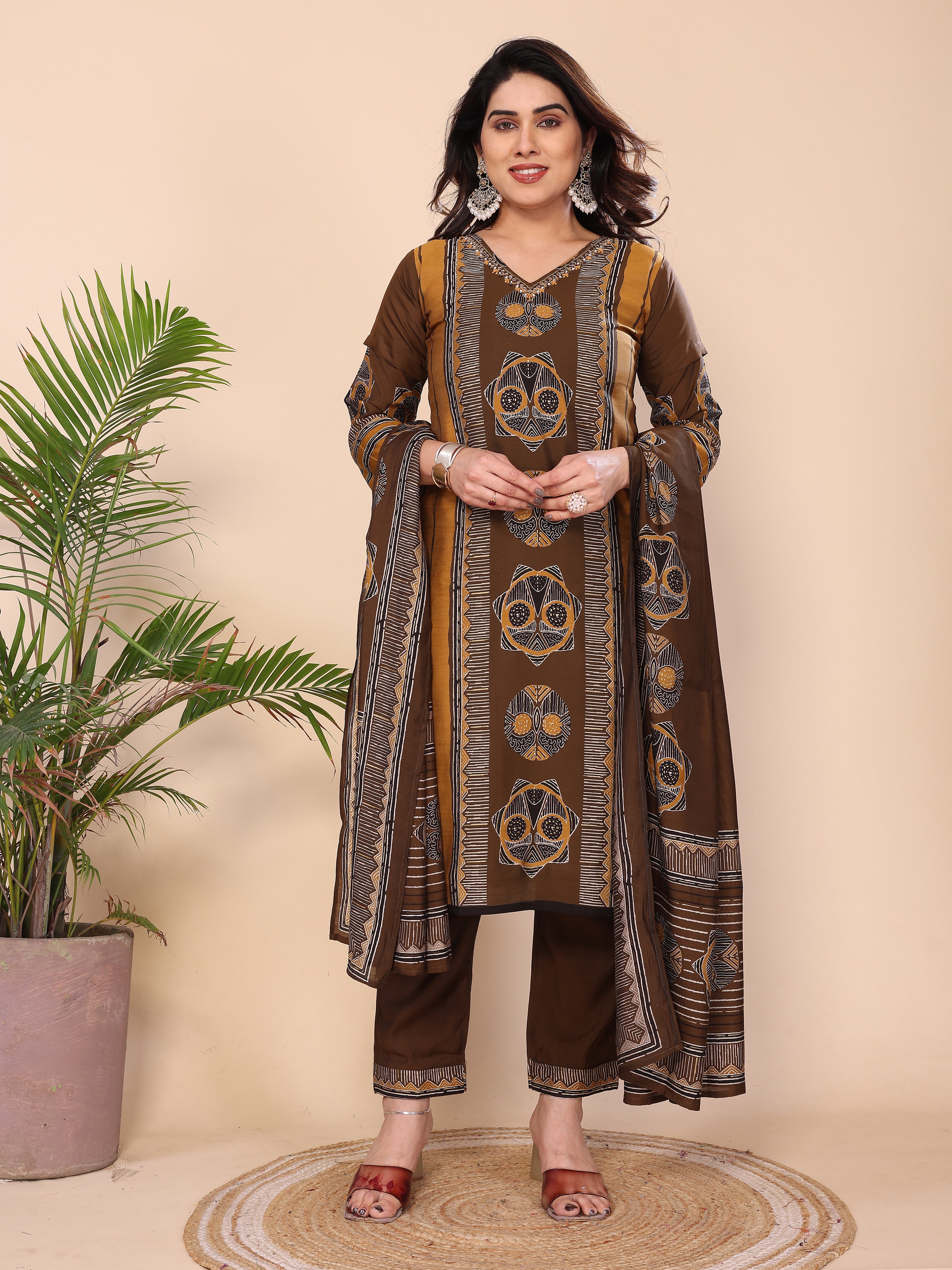 Kurta Pant Set With Dupatta