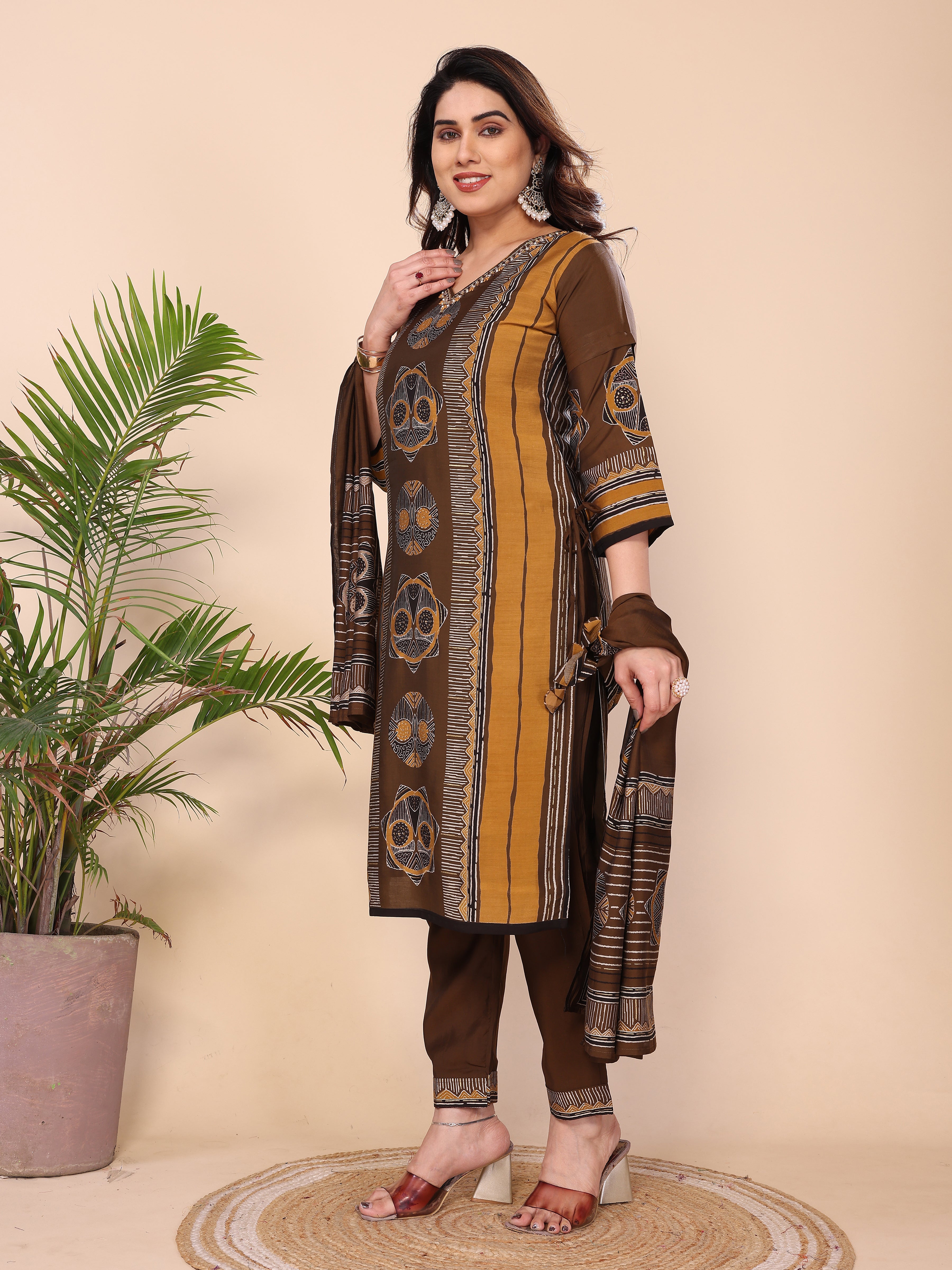 Kurta Pant Set With Dupatta