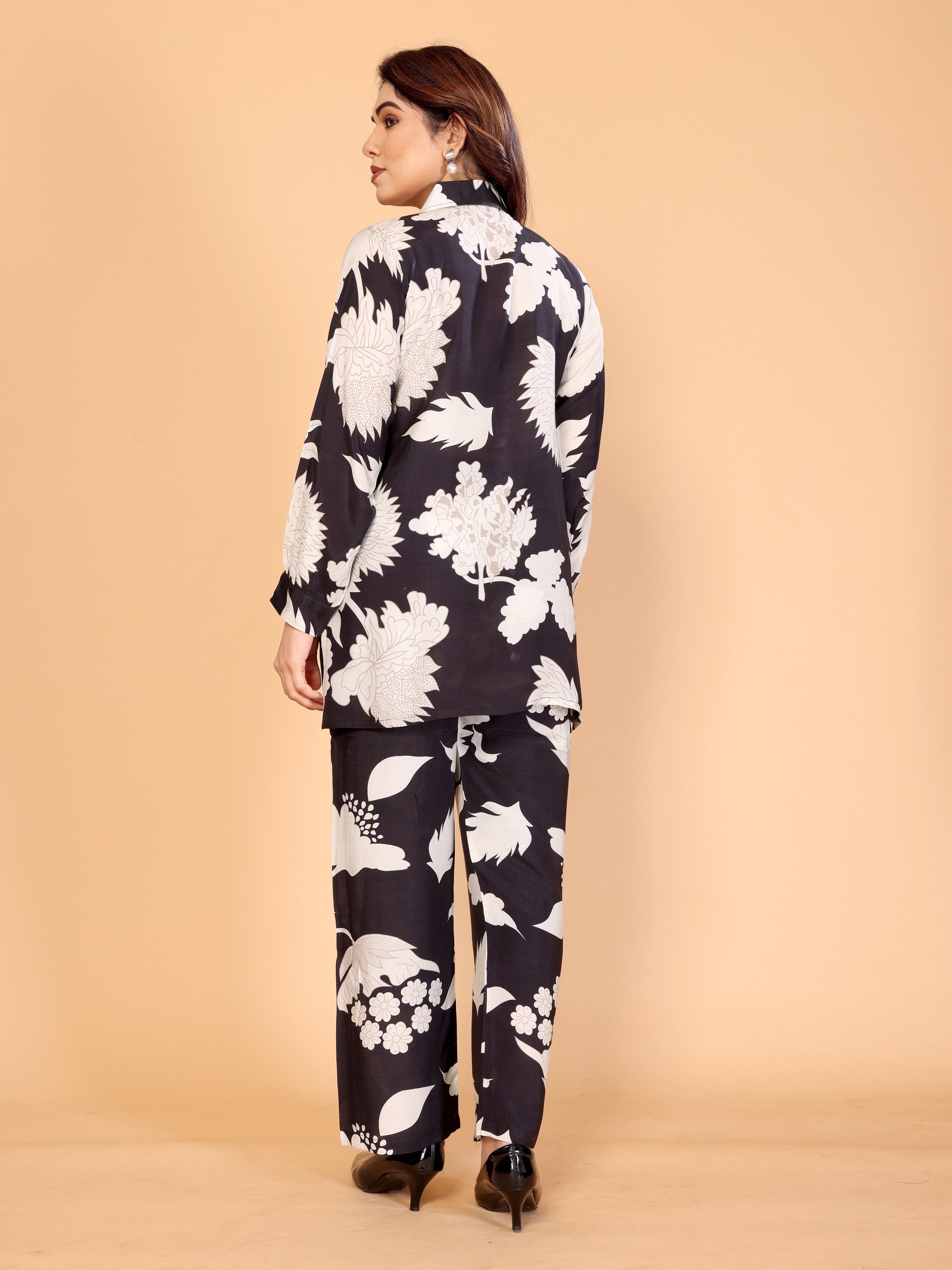 Elegant Black & White Floral Printed Co-Ord Set