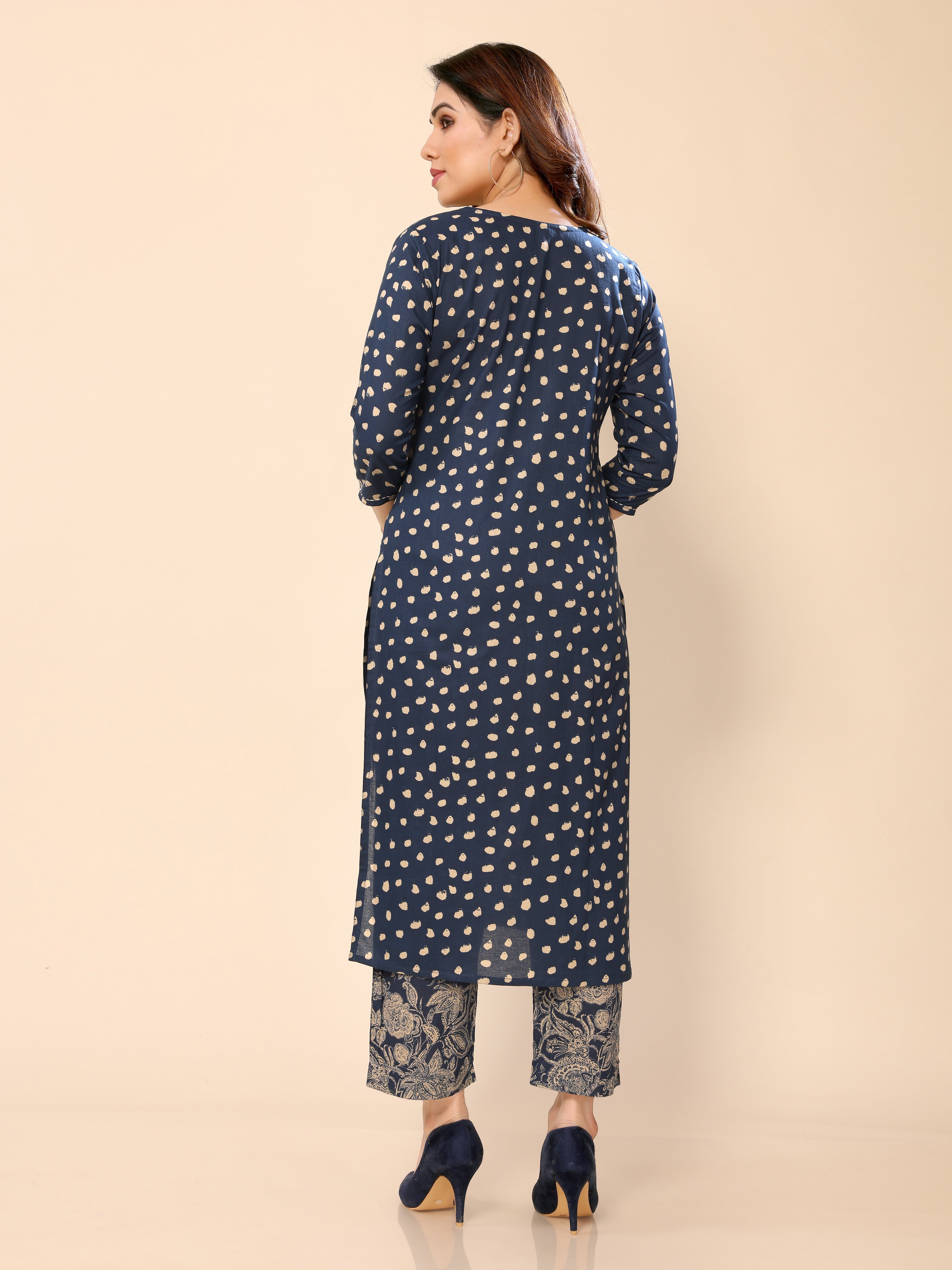 Teal Blue Printed Half Sleeves Cotton Kurta with Pants
