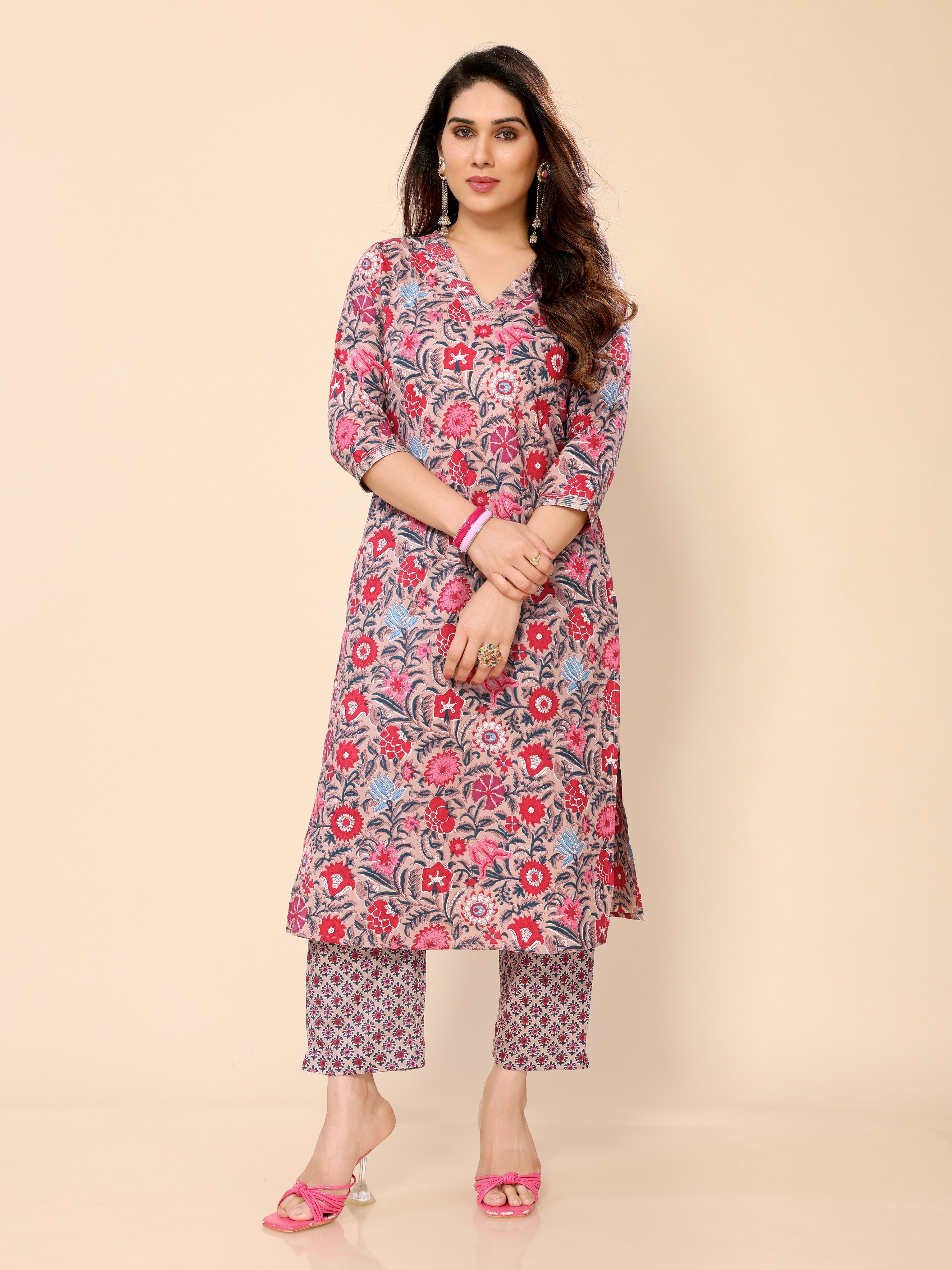 Pink Women's Regular Fit Floral Printed Straight Kurti with Pant