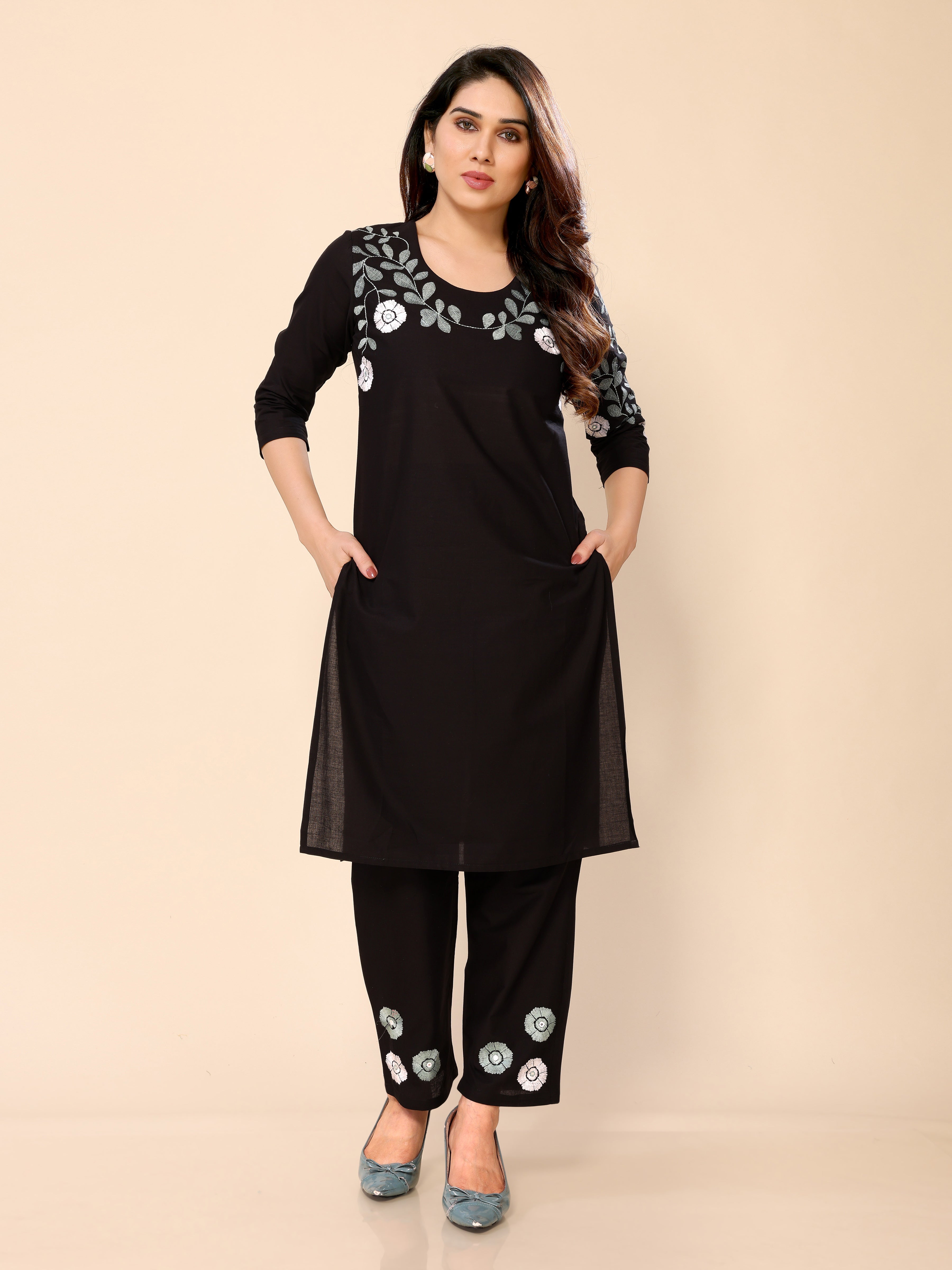 Women Floral Embroidered Thread Work Black Cotton Kurta with Trousers