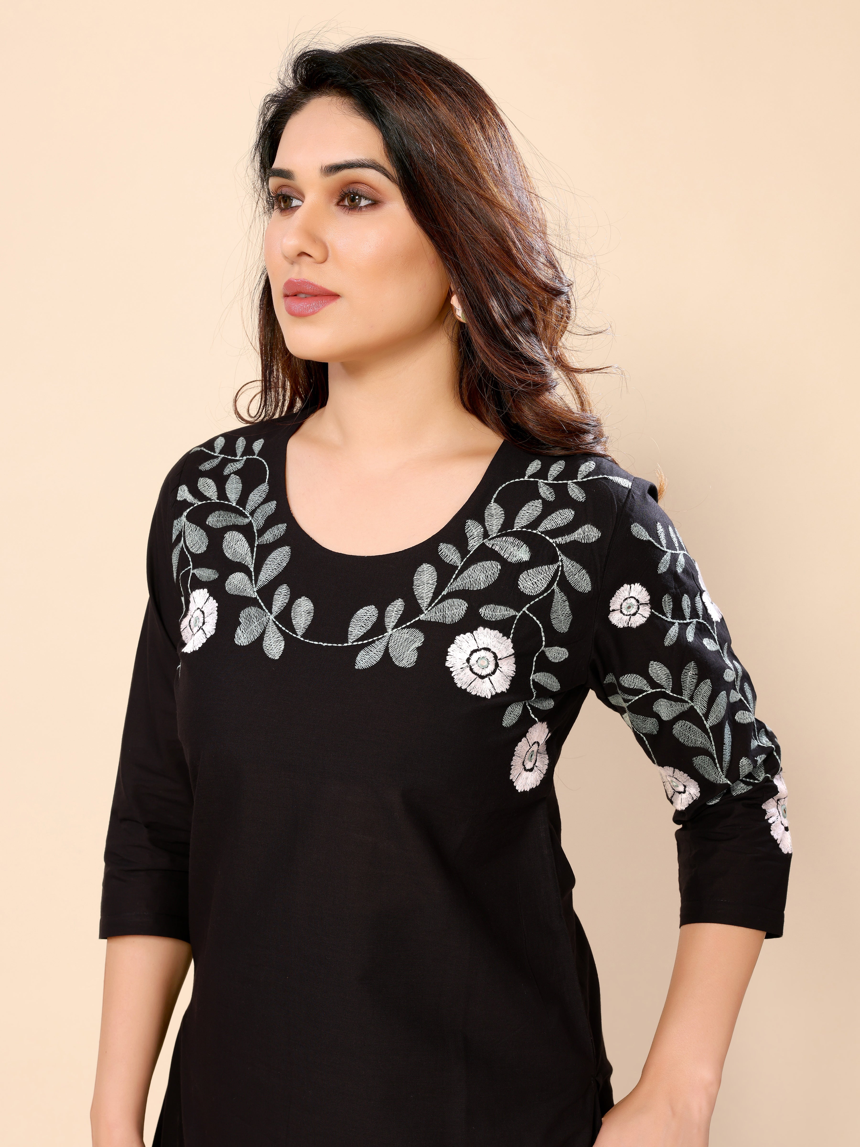 Women Floral Embroidered Thread Work Black Cotton Kurta with Trousers