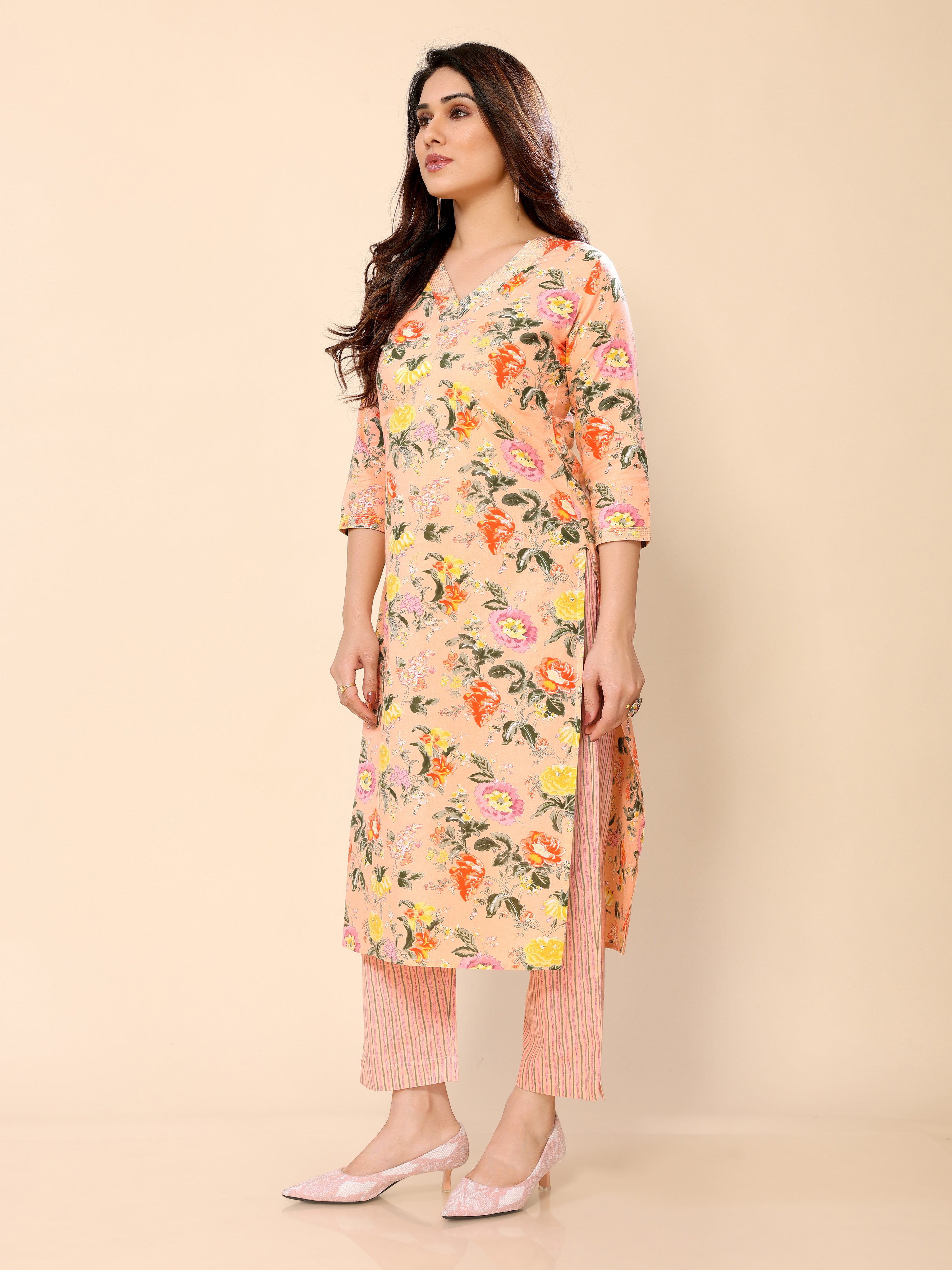 Peach Regular Fit Floral Printed Cotton Straight Kurti with Pant