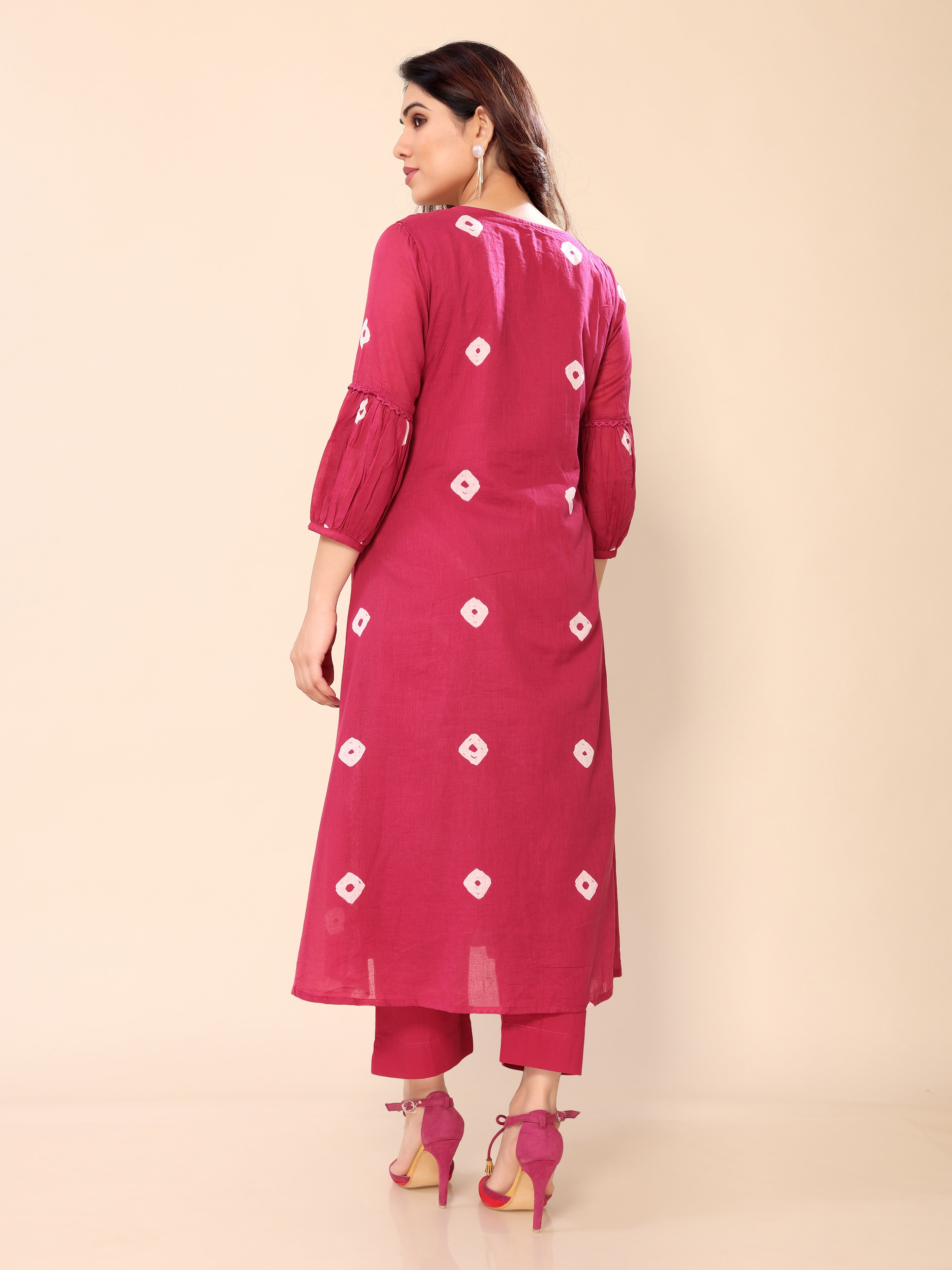 Red Mul Cotton Bandhani Print & Stitch Work Kurta with Pant