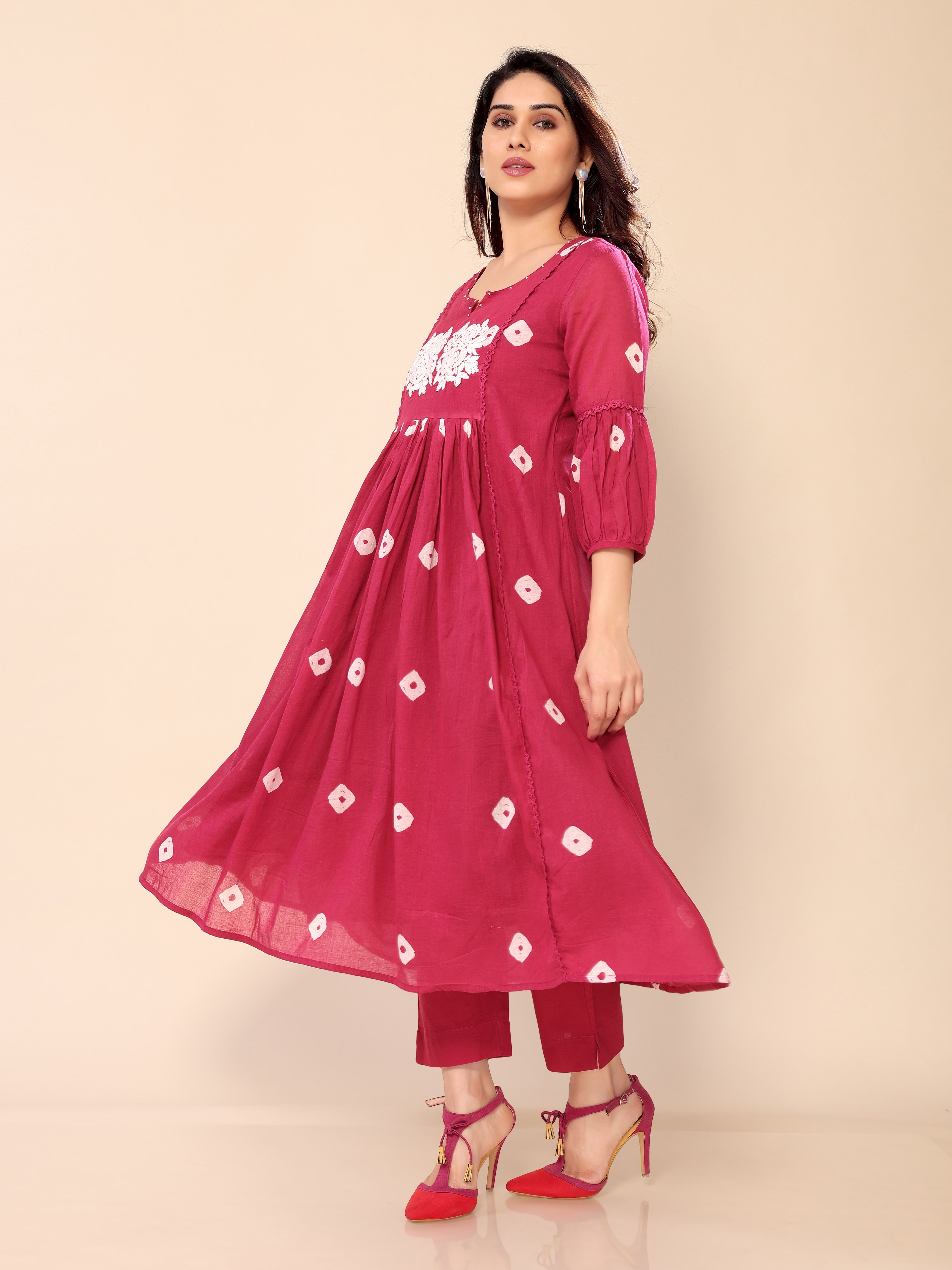 Red Mul Cotton Bandhani Print & Stitch Work Kurta with Pant