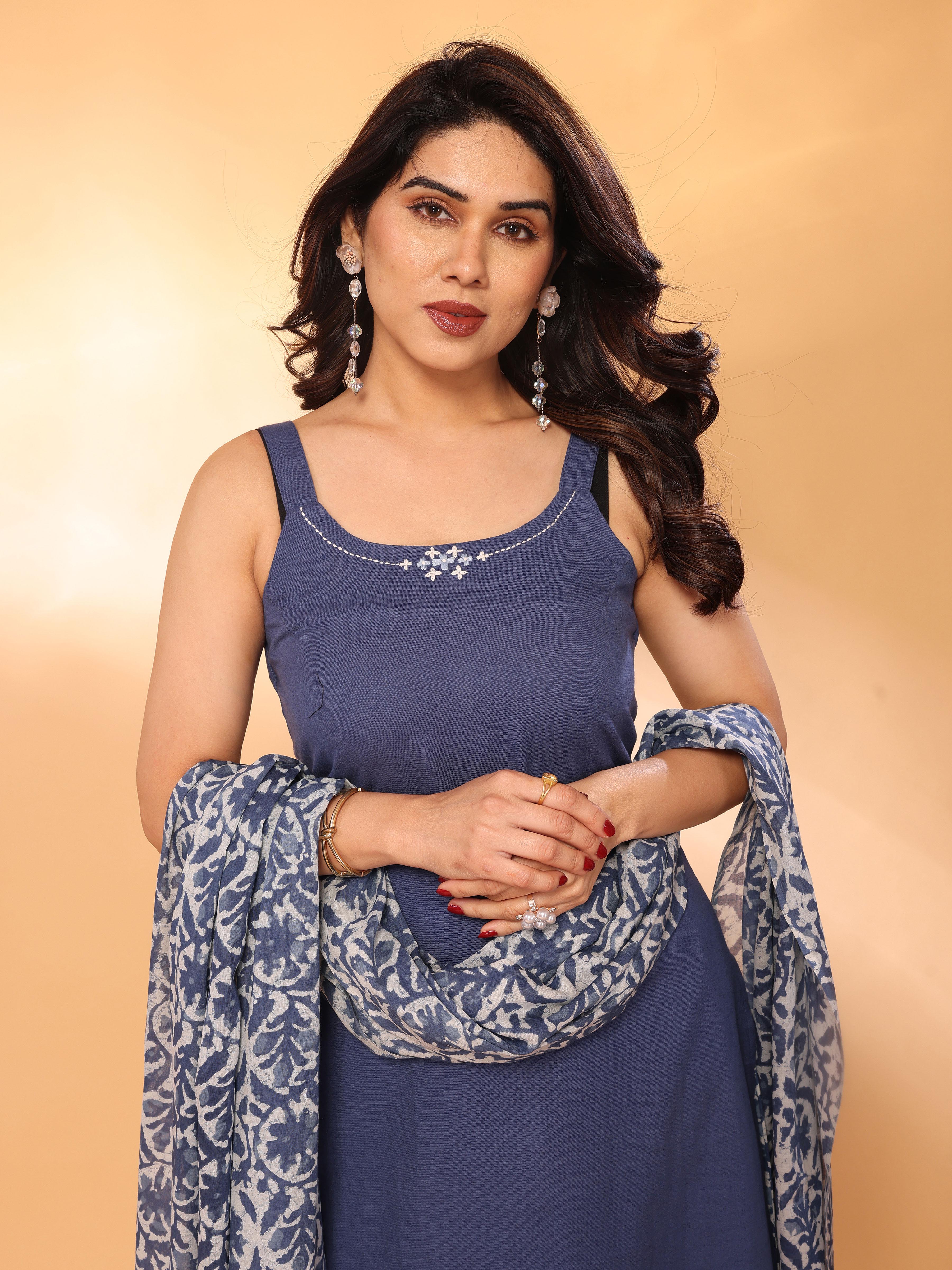 Dusk Blue Sleeveless Kurta Pant & Dupatta Set