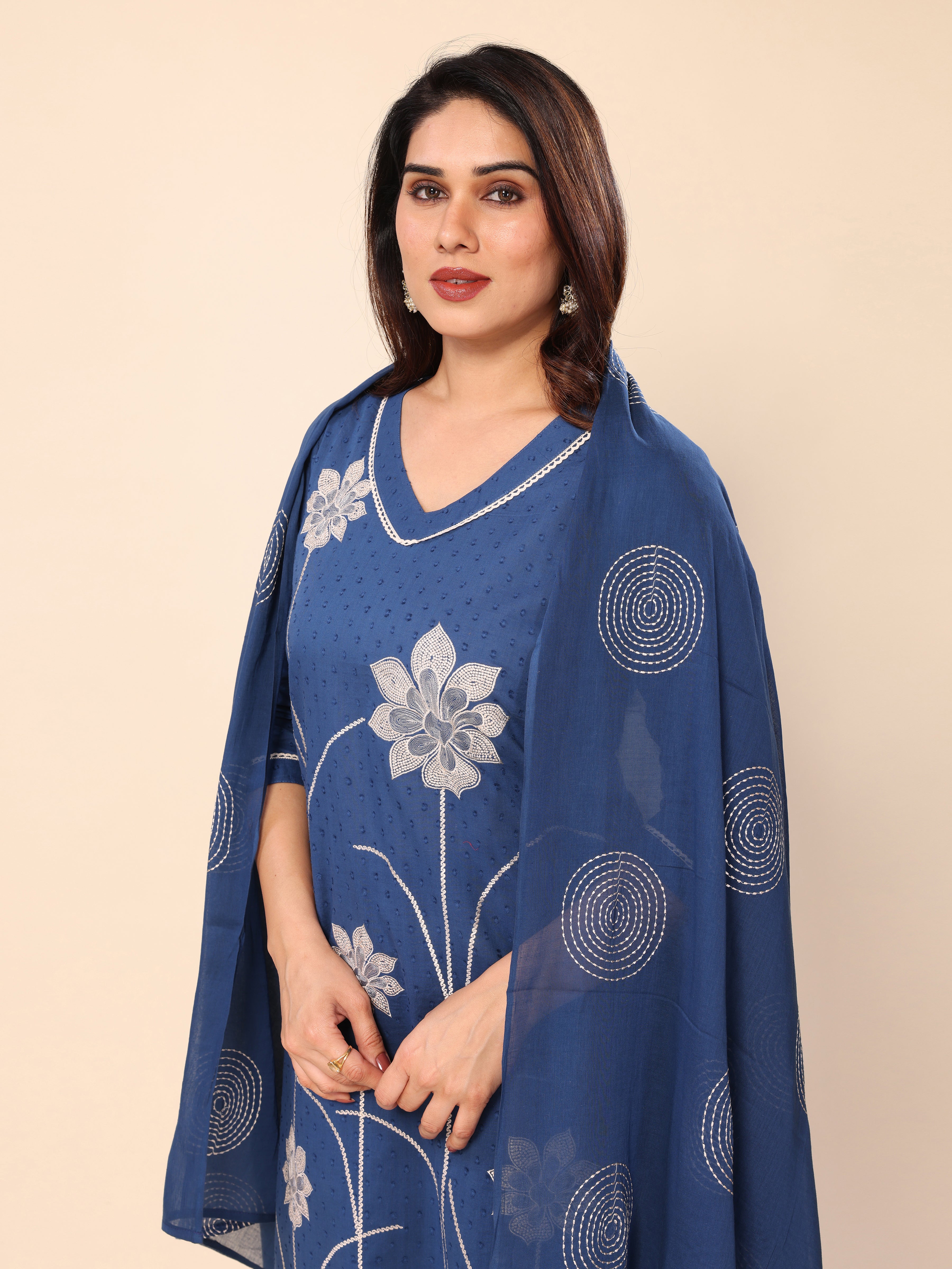 Navy Blue Floral Embroidery Kurta Pant & Dupatta Set