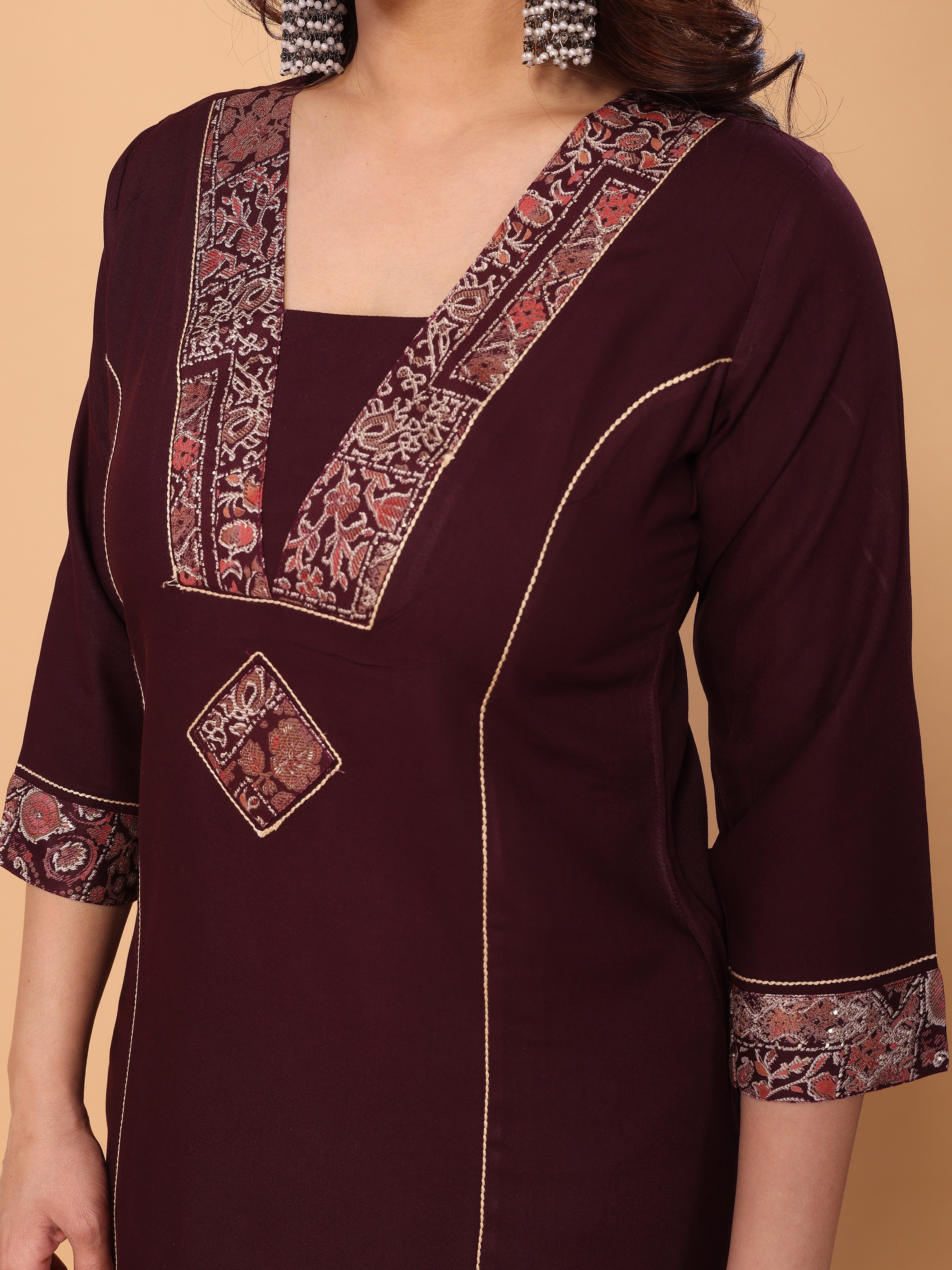 Elegant Magenta V Neck Foil Print Kurta Palazzo Set for Women