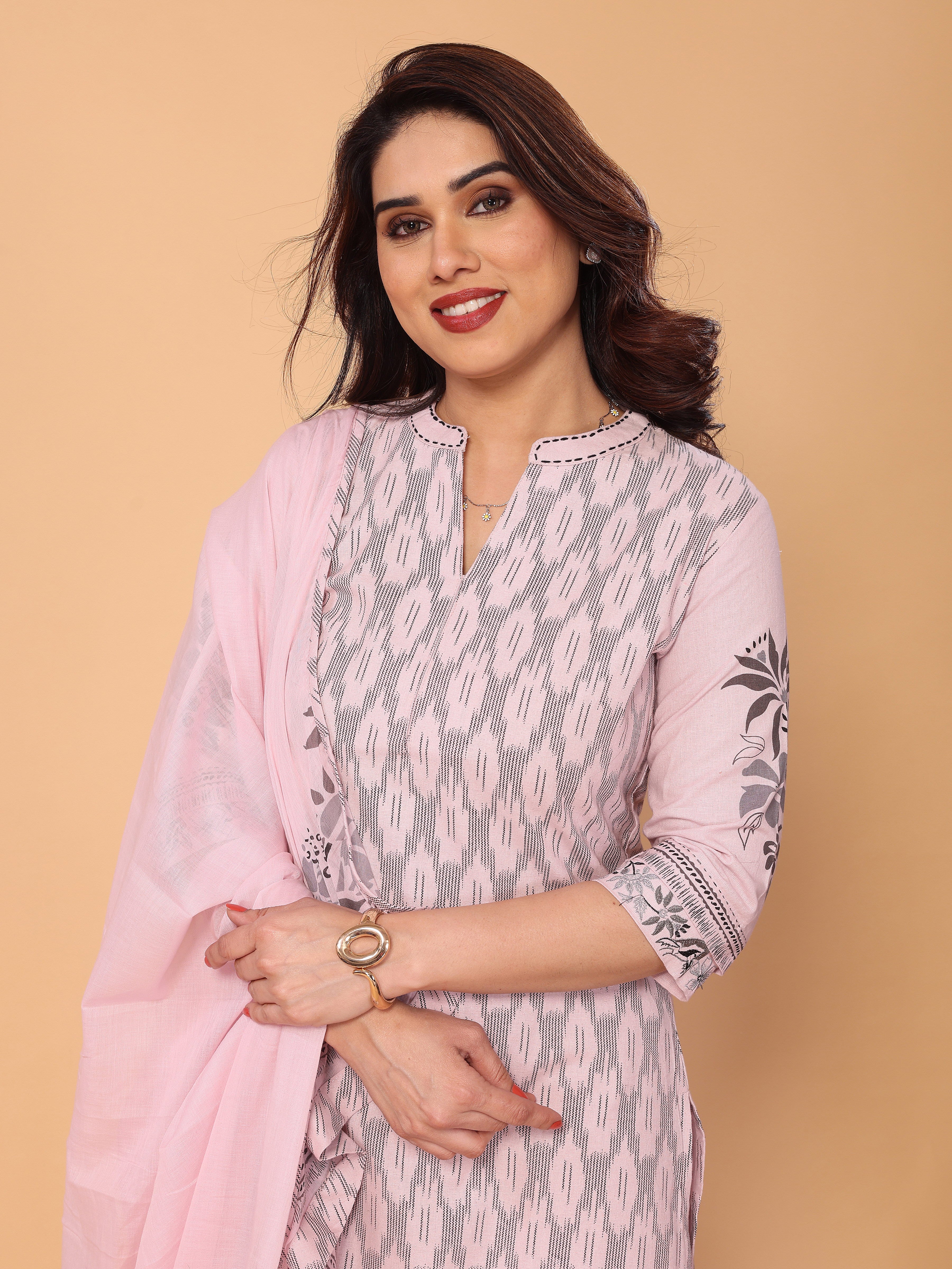 Sophisticated Pink Floral Print Cotton Kurta Palazzo Set for Women