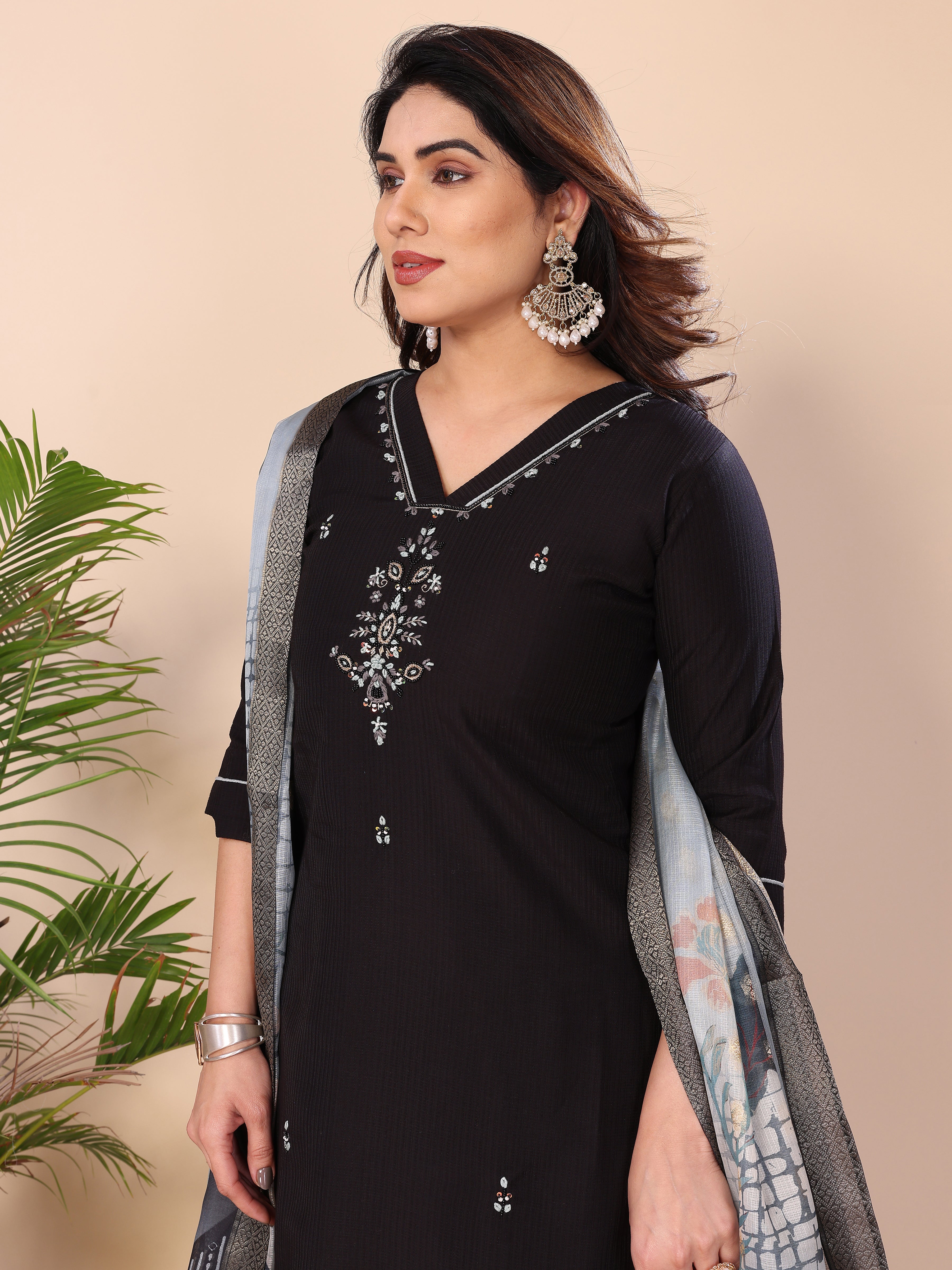 BLACK KURTA SET WITH ORGANZA DUPATTA