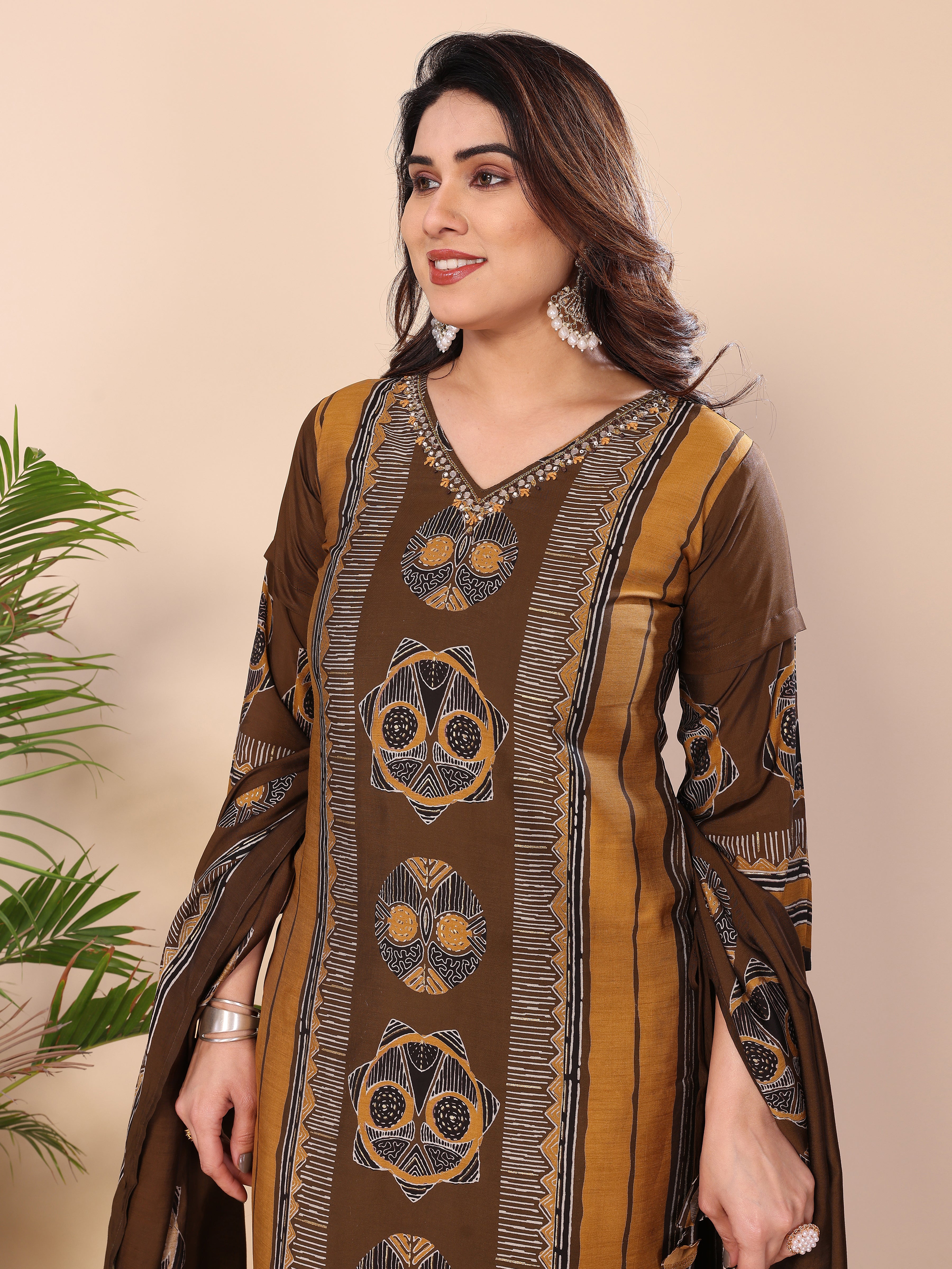 Kurta Pant Set With Dupatta