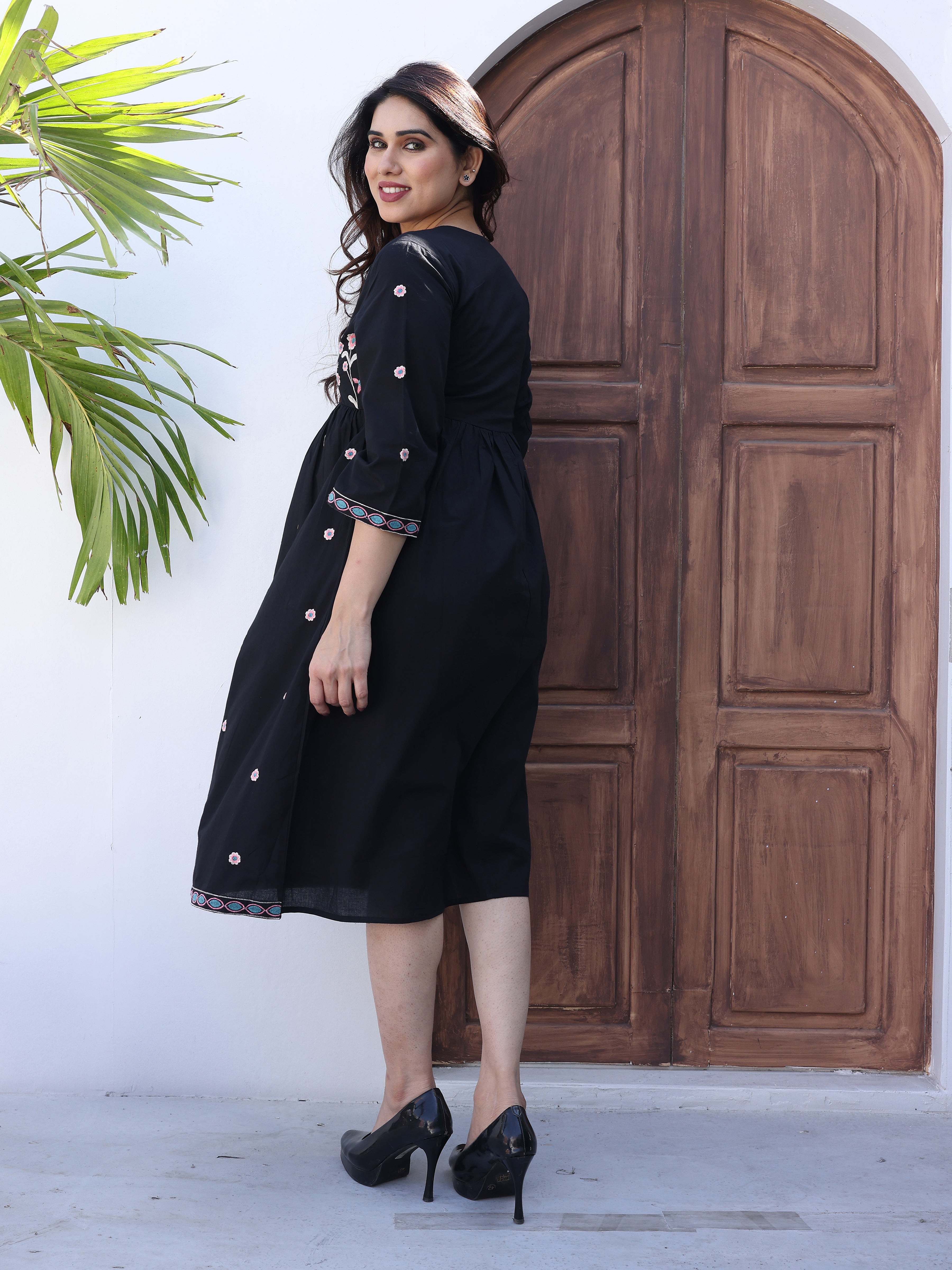 Black Floral Thread Work Embroidery Midi Dress
